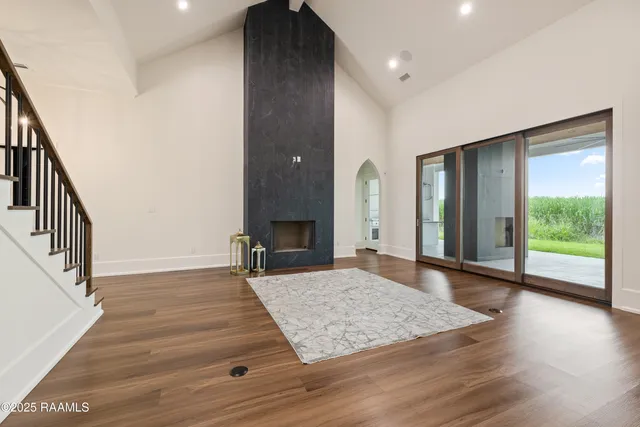 $1,068,500 | 207 Sabal Bnd Drive, Youngsville, LA 70592