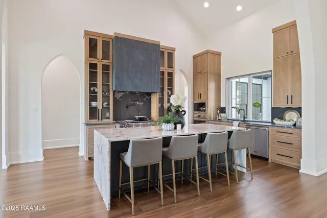 $1,068,500 | 207 Sabal Bnd Drive, Youngsville, LA 70592