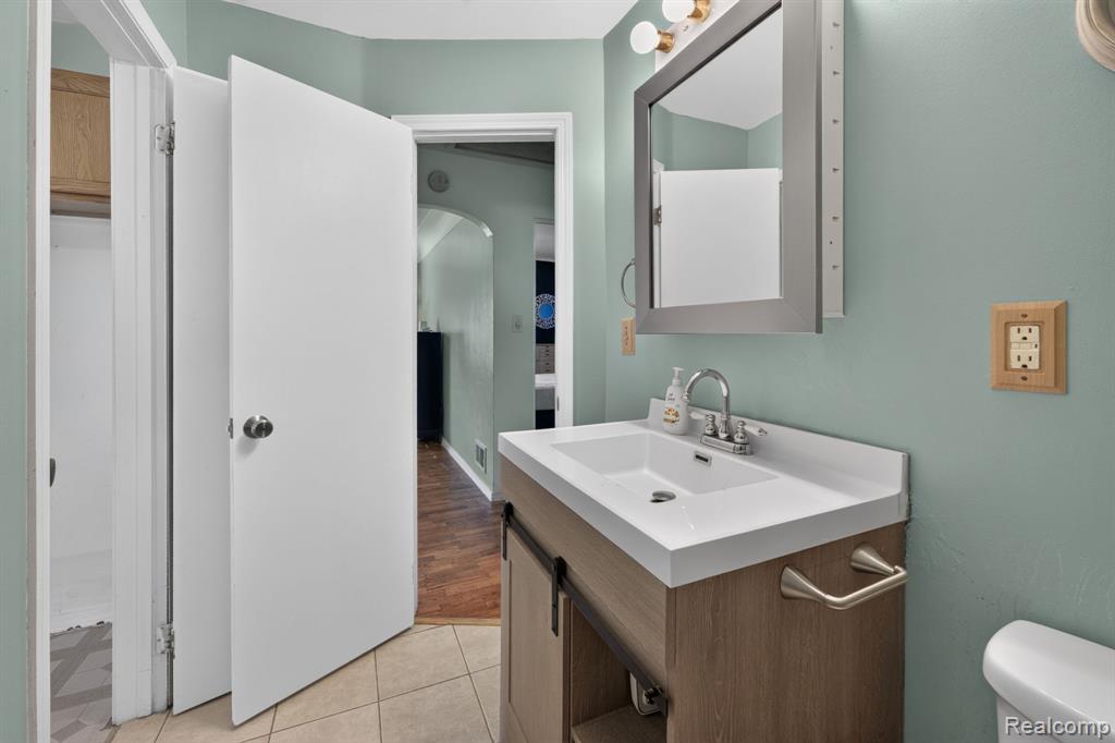 7077 West Frances Road Flushing, MI 48433 - Photo 25 of 50