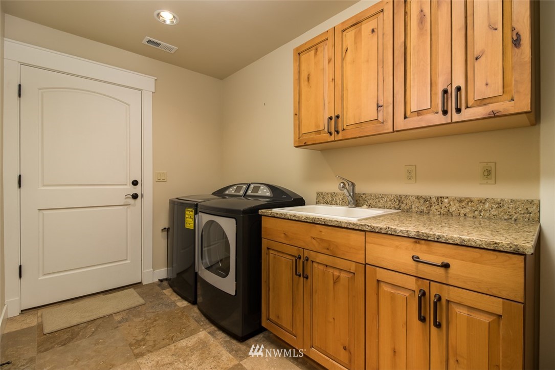 34132 Southeast David Powell Road Fall City, WA 98024 - Photo 21 of 25 Gallery Image 21