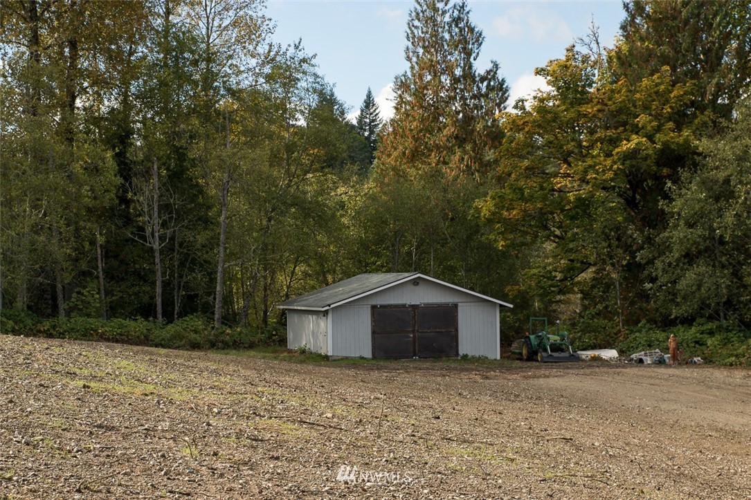 34132 Southeast David Powell Road Fall City, WA 98024 - Photo 24 of 25 Gallery Image 24
