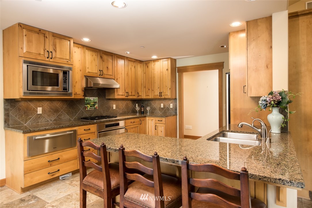 34132 Southeast David Powell Road Fall City, WA 98024 - Photo 7 of 25 Gallery Image 7