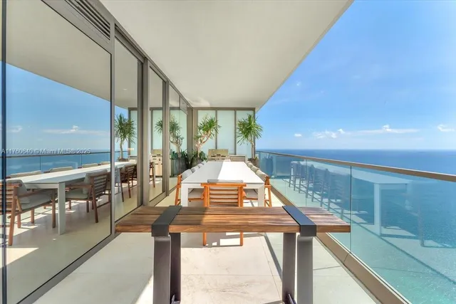 $34,000 | 18975 Collins Avenue, Unit 5302, Sunny Isles Beach, FL 33160