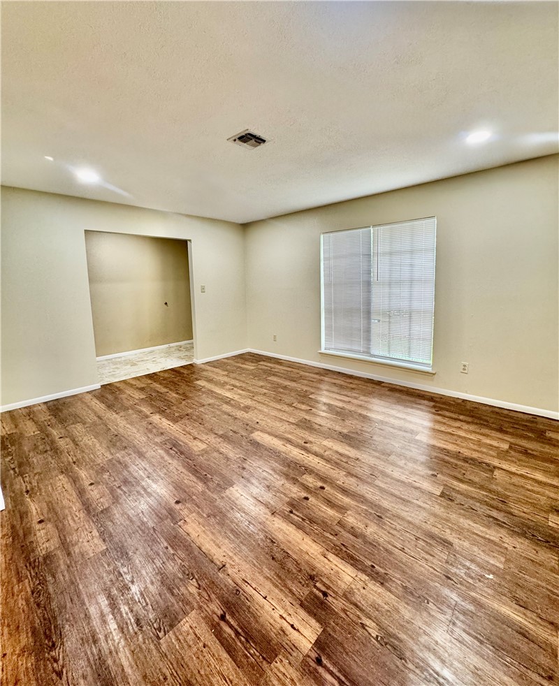 5122 Moultrie Drive Corpus Christi, TX 78413 - Photo 6 of 31