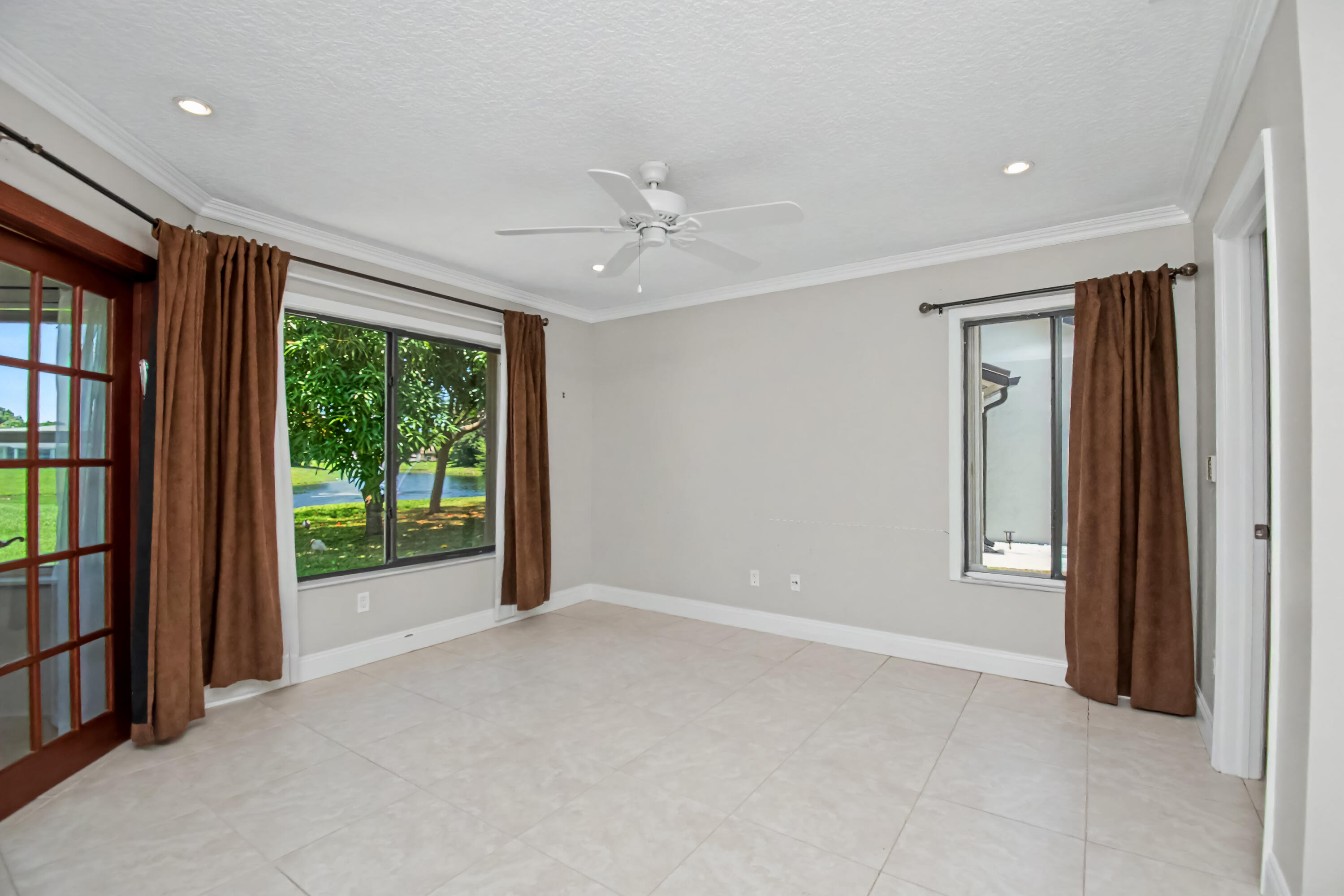 9709 Sunny Isle Circle Boca Raton, FL 33428 - Photo 21 of 37 816242A8-5990-4FD4-824C-586AD5ED3D21