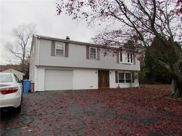 $2,200 | 115 Notre Dame Avenue, Cumberland, RI 02864