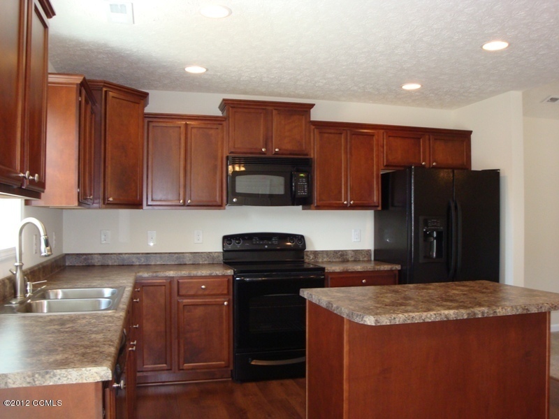 280 Station House Road New Bern, NC 28562 - Photo 4 of 13 Spacious Open Kitchen with Island