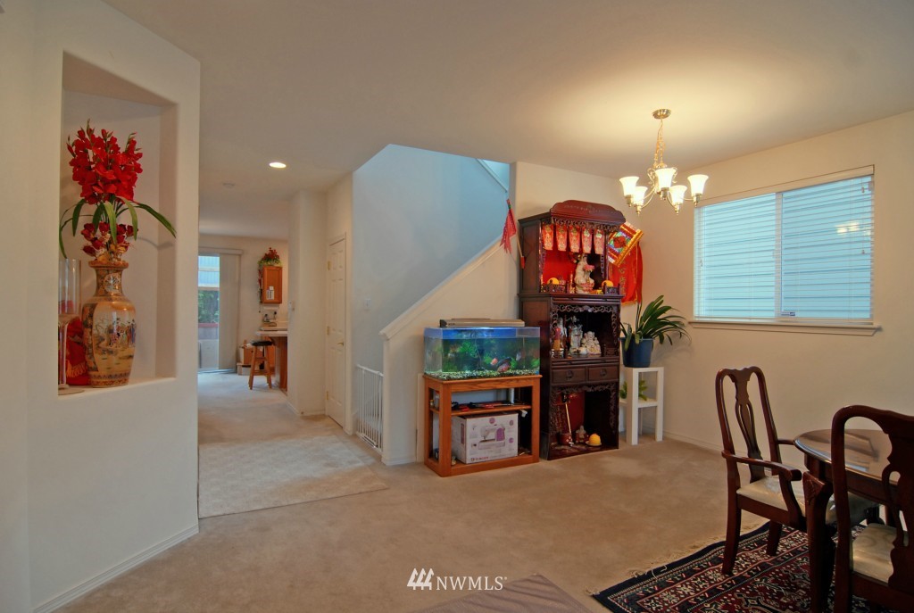 17715 110th Place Southeast Renton, WA 98055 - Photo 2 of 15