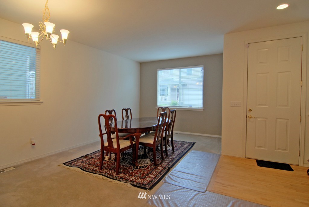 17715 110th Place Southeast Renton, WA 98055 - Photo 3 of 15