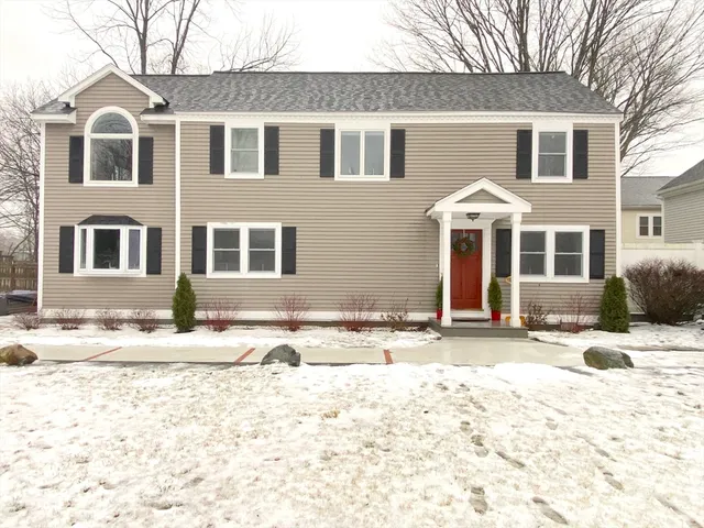 $739,000 | 3 Summer Street, Topsfield, MA 01983