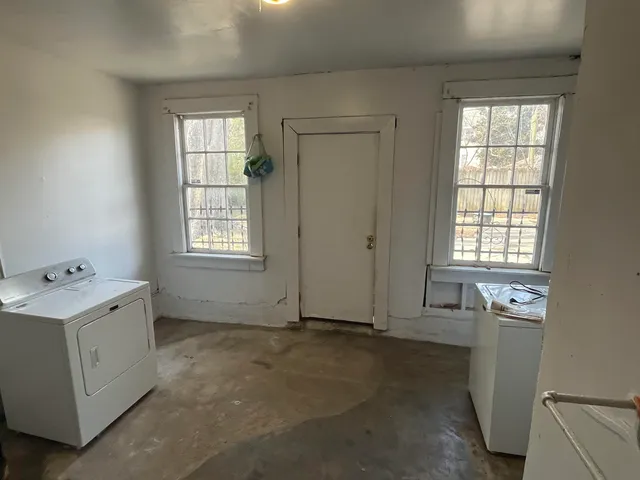 $229,900 | 469 North Willett Street, Memphis, TN 38112