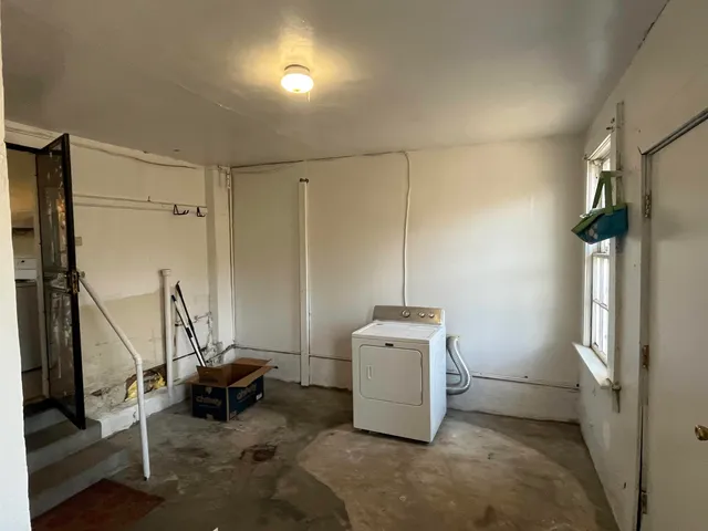 $229,900 | 469 North Willett Street, Memphis, TN 38112