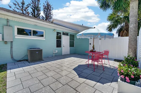 $450,000 | 215 Ocean Terrace, Ormond Beach, FL 32176