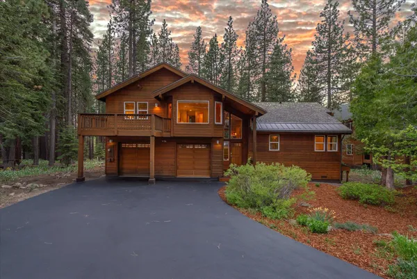 $1,665,000 | 13316 Muhlebach Way, Truckee, CA 96161