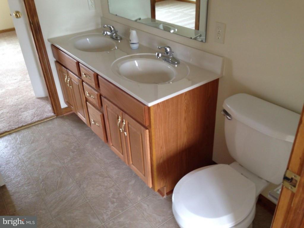 508 Foggy Bottom Road Ephrata, PA 17522 - Photo 3 of 11 Gallery Image 3