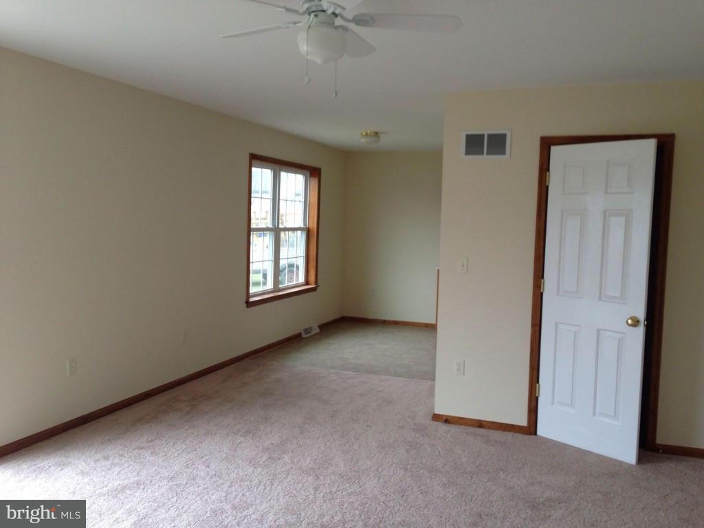 508 Foggy Bottom Road Ephrata, PA 17522 - Photo 4 of 11 Gallery Image 4