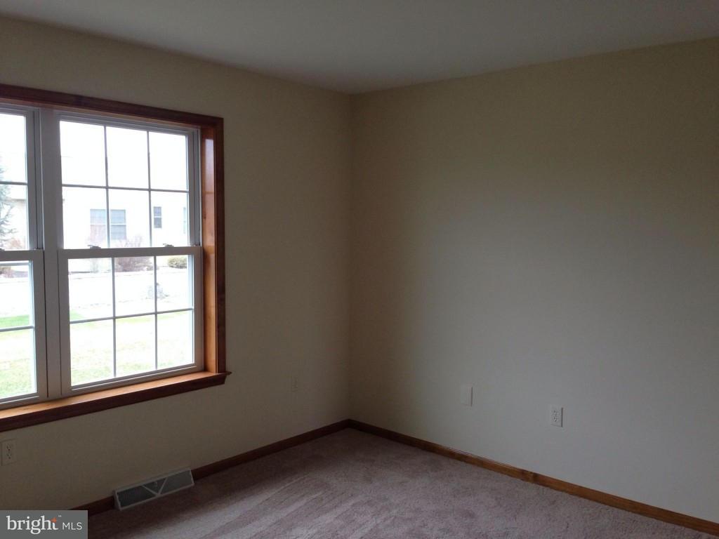508 Foggy Bottom Road Ephrata, PA 17522 - Photo 8 of 11 Gallery Image 8