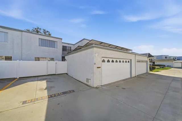 $569,900 | 1640 Maple Drive, Unit 32, Chula Vista, CA 91911