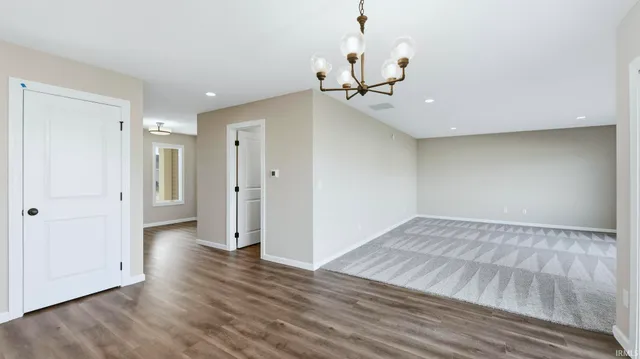 $359,900 | 310 Cottonwood Court, Markle, IN 46770