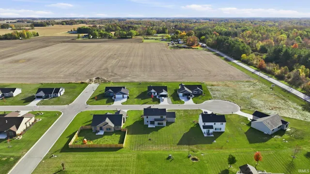 $359,900 | 310 Cottonwood Court, Markle, IN 46770