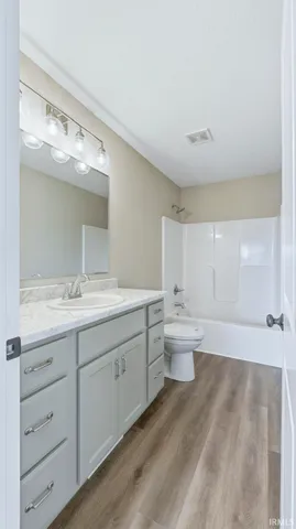 $359,900 | 310 Cottonwood Court, Markle, IN 46770