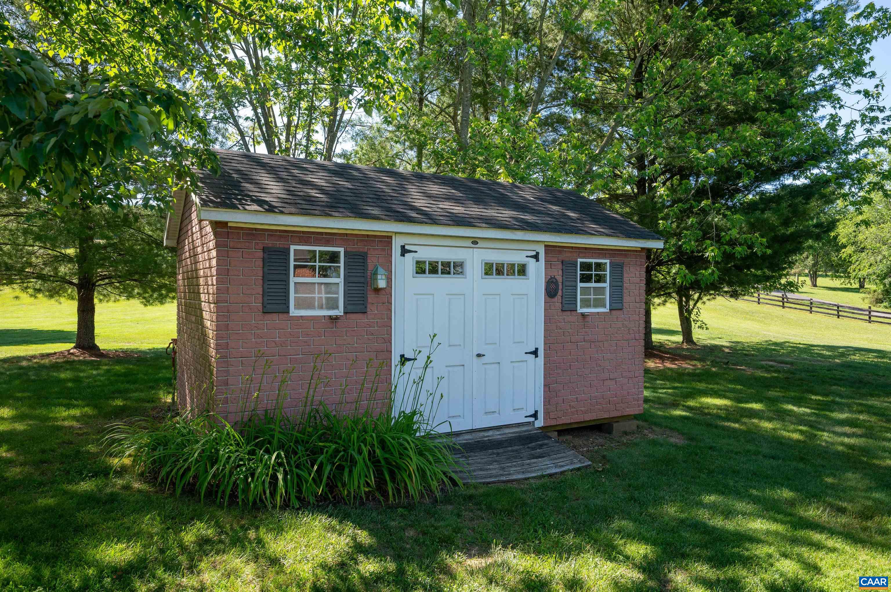 717 Barnhart Road Fort Defiance, VA 24437 - Photo 29 of 41 a house view with a garden space