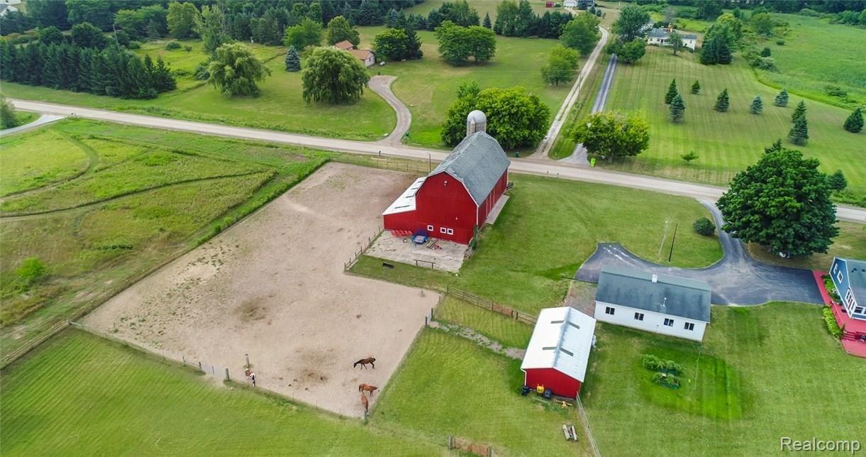 1350 West Allen Road Howell, MI 48855 - Photo 26 of 38 DJI_0017 (1).MP4