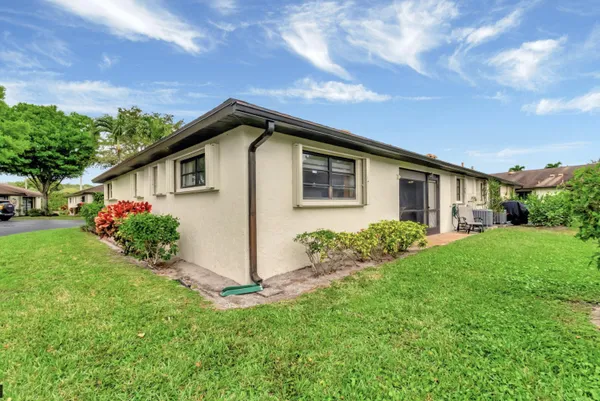 $2,250 | 4660 Greentree Place, Unit 105B, Boynton Beach, FL 33436