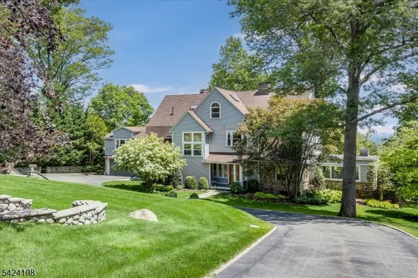 $2,600,000 | 49 Highland Avenue, Montclair, NJ 07042