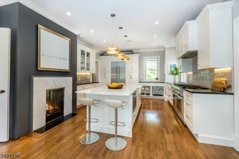 $2,600,000 | 49 Highland Avenue, Montclair, NJ 07042