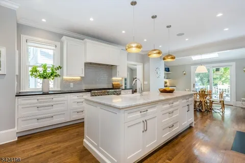 $2,600,000 | 49 Highland Avenue, Montclair, NJ 07042