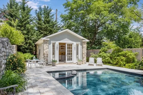 $2,600,000 | 49 Highland Avenue, Montclair, NJ 07042
