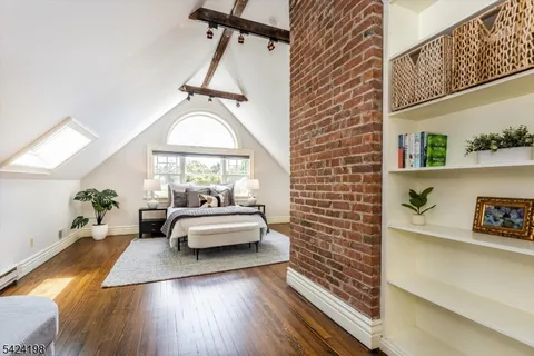 $2,600,000 | 49 Highland Avenue, Montclair, NJ 07042