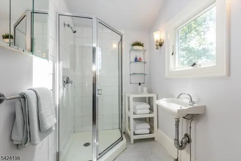 $2,600,000 | 49 Highland Avenue, Montclair, NJ 07042