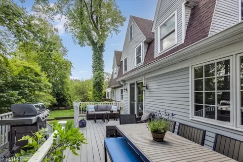 $2,600,000 | 49 Highland Avenue, Montclair, NJ 07042