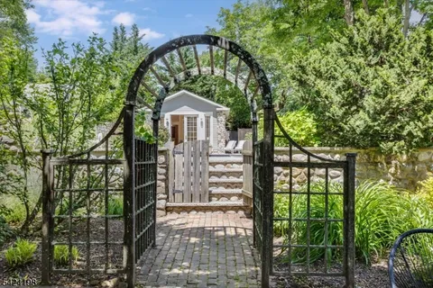$2,600,000 | 49 Highland Avenue, Montclair, NJ 07042