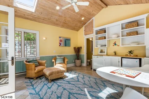 $2,600,000 | 49 Highland Avenue, Montclair, NJ 07042