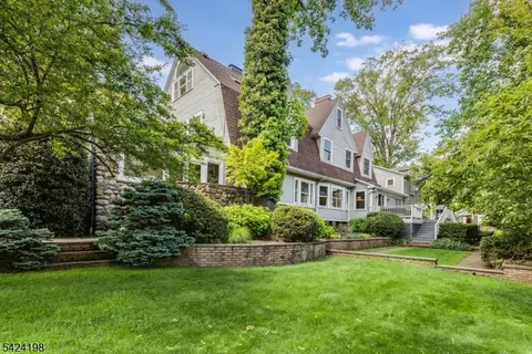 $2,600,000 | 49 Highland Avenue, Montclair, NJ 07042