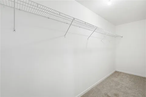 $325,000 | 328 East Main Street, Smithville, MO 64089