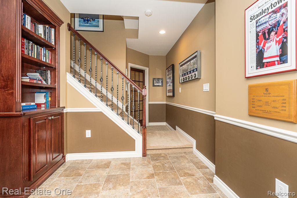1687 Blushing Drive Rochester, MI 48307 - Photo 15 of 32 Gallery Image 15