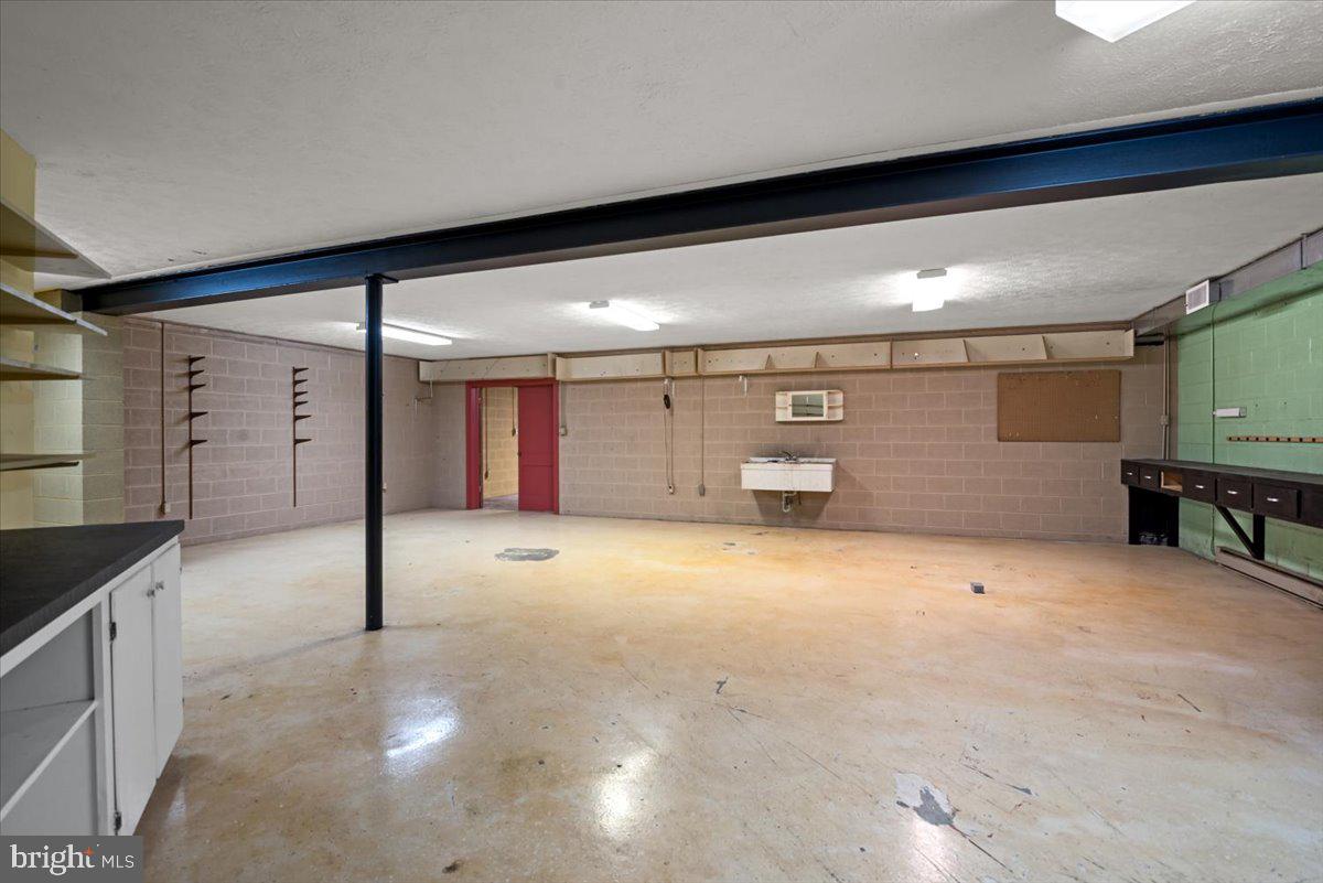 547 Apple Pie Ridge Road Winchester, VA 22603 - Photo 45 of 60 Workshop/storage