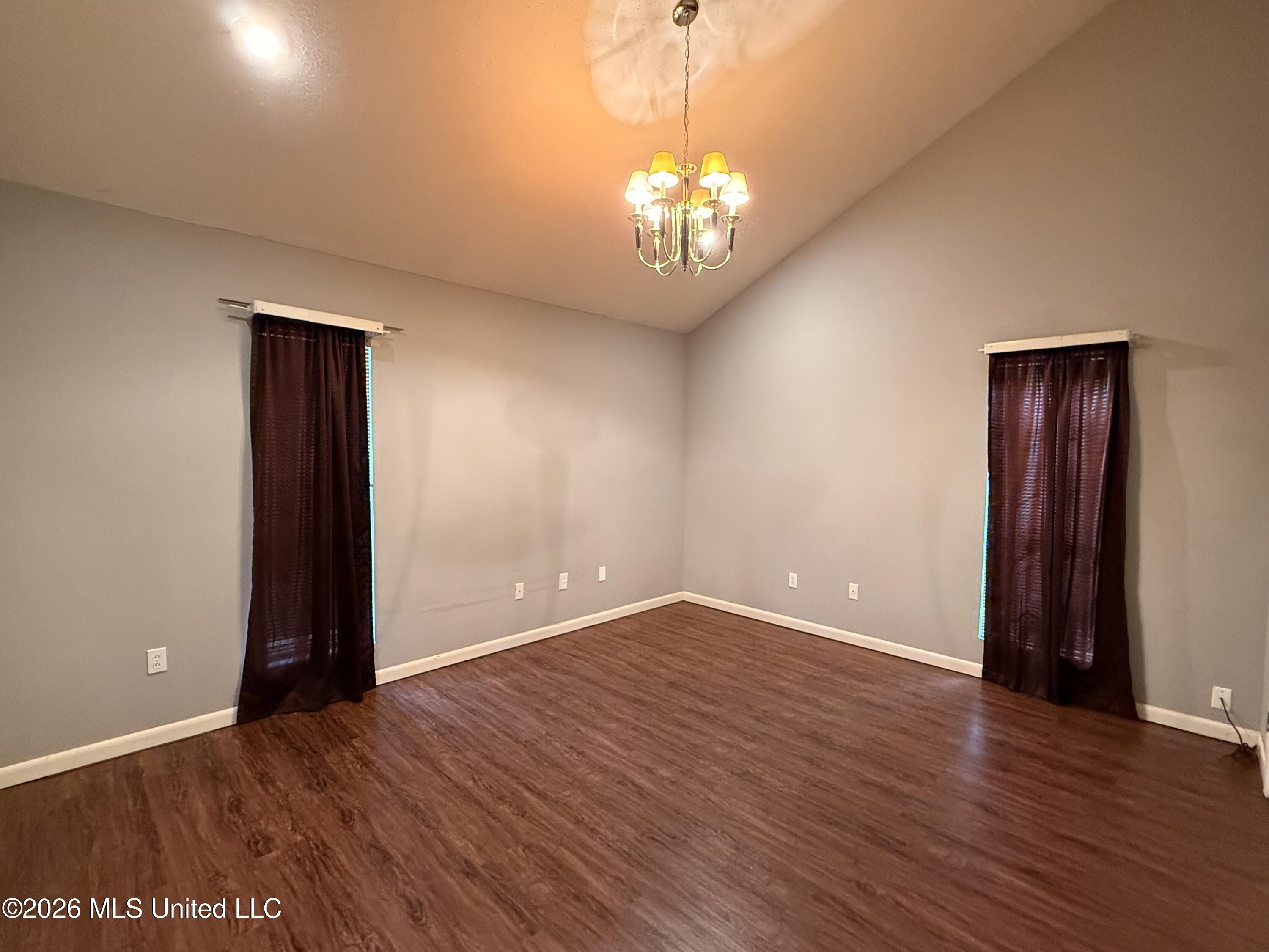 15489 Highway 18 Raleigh, MS 39153 - Photo 11 of 17 Master Bedroom