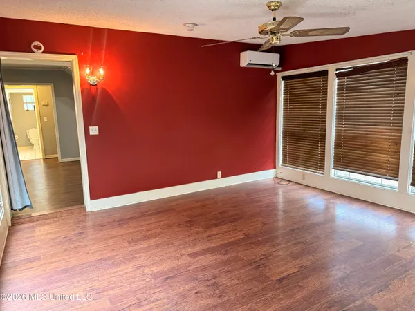 $100,000 | 15489 Highway 18, Raleigh, MS 39153