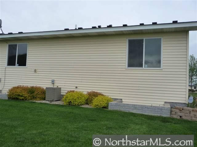 902 Ivy Ridge Lane Buffalo, MN 55313 - Photo 2 of 10 Gallery Image 2