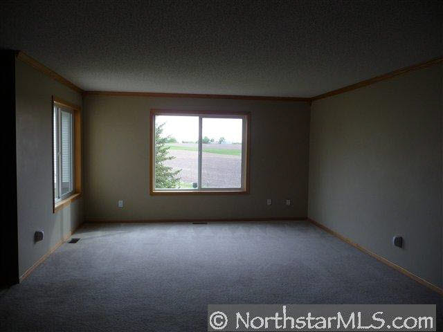902 Ivy Ridge Lane Buffalo, MN 55313 - Photo 4 of 10 Gallery Image 4
