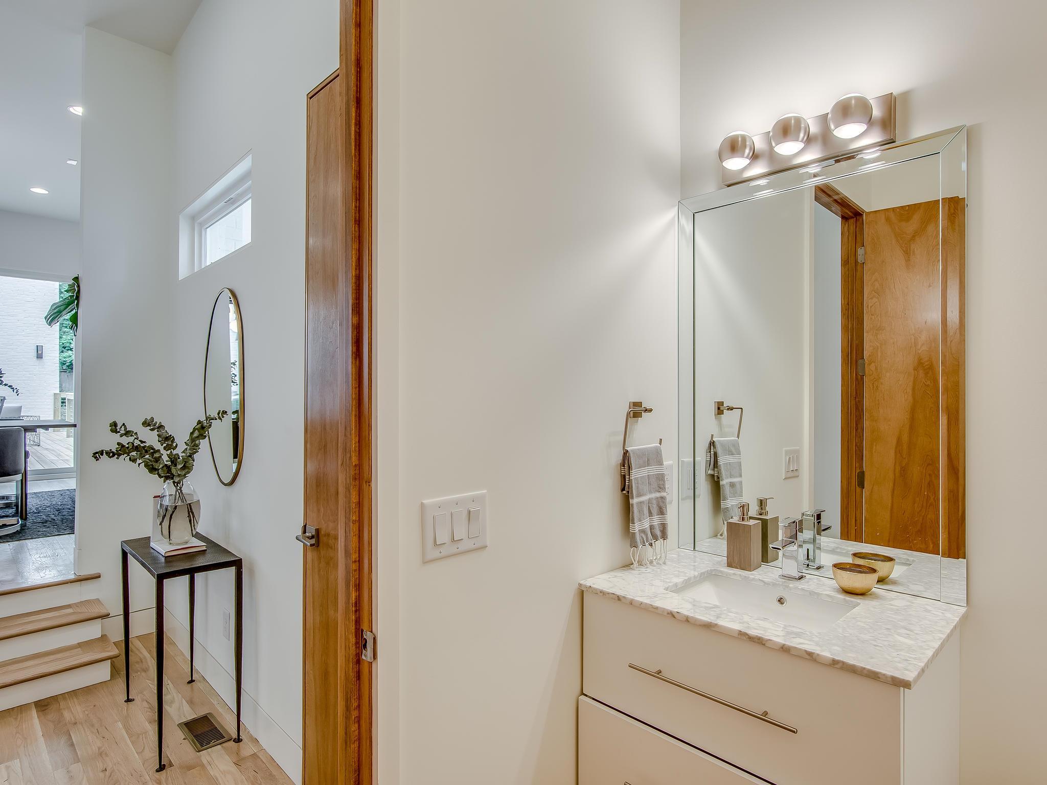 3419 A Hopkins Street Nashville, TN 37215 - Photo 7 of 22 Powder room off main level