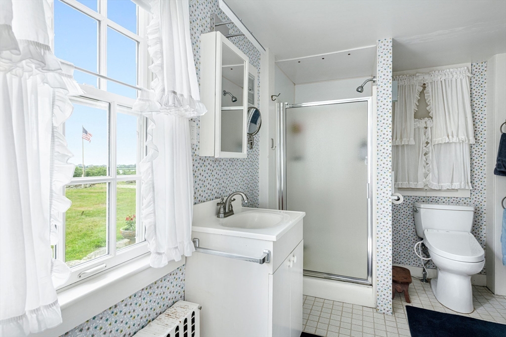 177 Howland Road Westport, MA 02790 - Photo 17 of 39