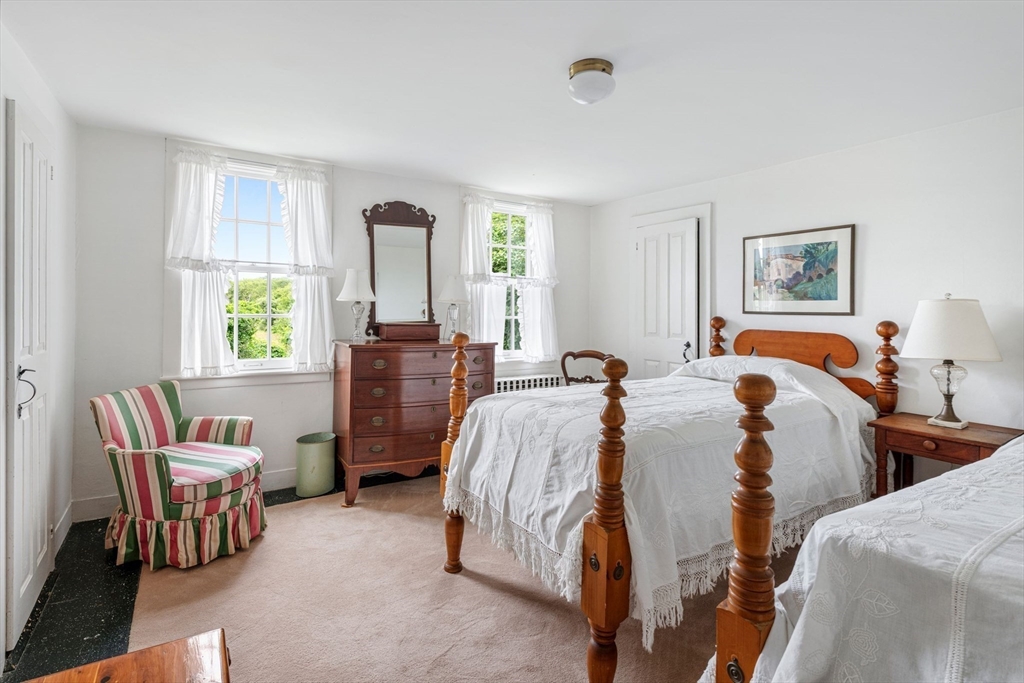 177 Howland Road Westport, MA 02790 - Photo 22 of 39