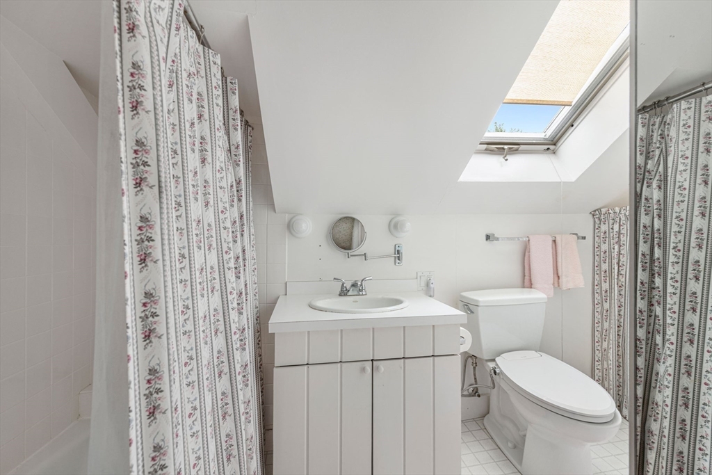 177 Howland Road Westport, MA 02790 - Photo 24 of 39