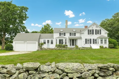 $2,895,000 | 177 Howland Road, Westport, MA 02790